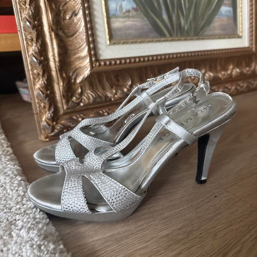 Rampage Women's Silver Footwear